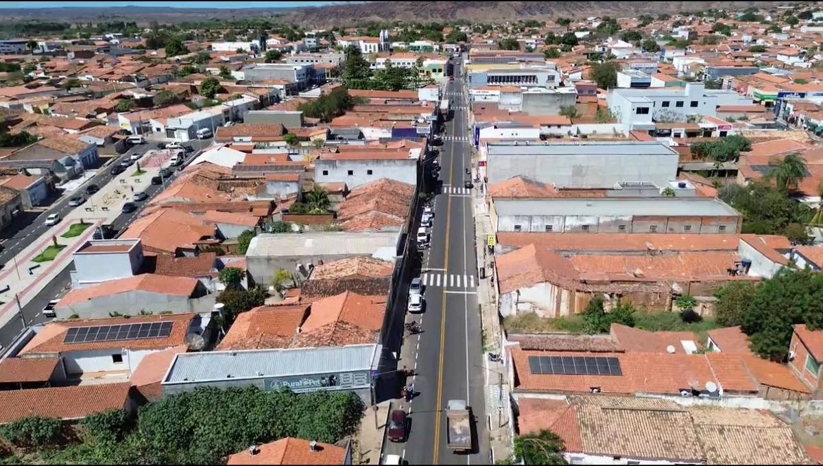 Asfalto novo em Canto do Buriti