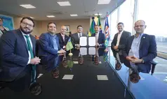 Rafael Fonteles e ministro Waldez Goés assinam resolução que destina recursos