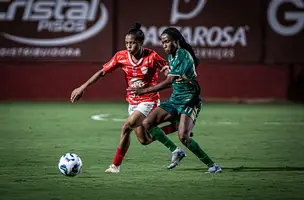 Atlético Piauiense x Vila Nova fazem a final do Campeonato Brasileiro Feminino Série A3 no Albertão, em Teresina (Foto: Imagem de reprodução)