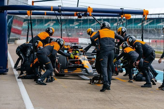 Equipe McLaren, fórmula 2025