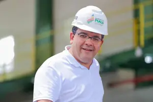 Governador Rafael Fonteles visita obra de hospital (Foto: Gabriel Paulino)
