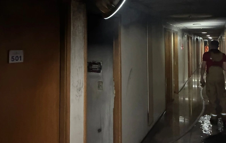 Hotel atingido pelo incêndio