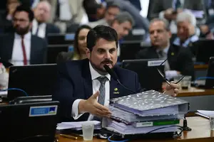 O senador Marcos do Val, na Comissão de Segurança Pública do Senado (Foto: Pedro França / Agência Senado)