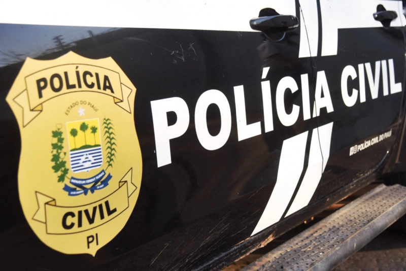 Polícia