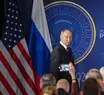 Putin ganha mais tempo no show de Trump