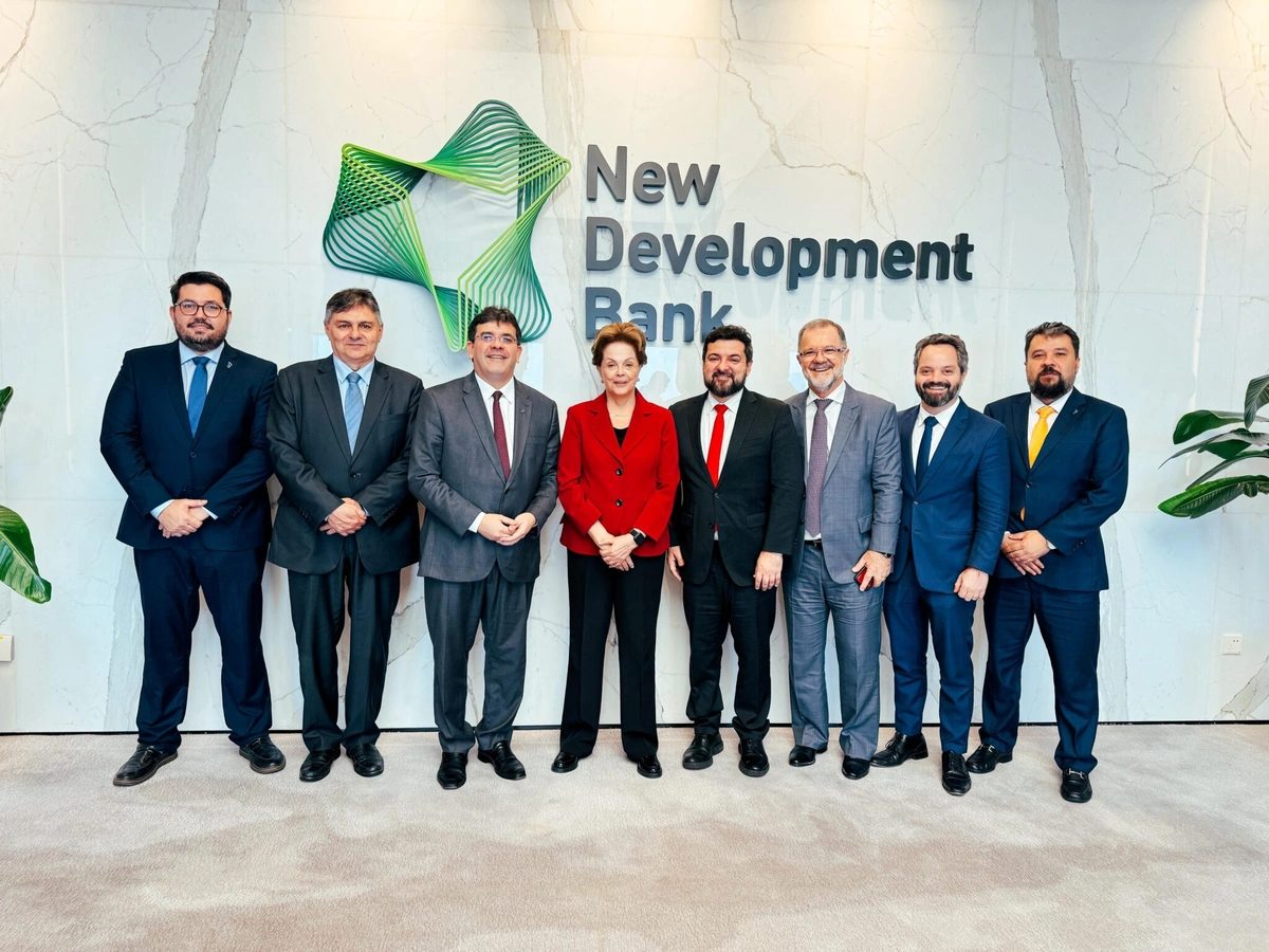Comitiva piauiense com a presidente do NBD, Dilma Rousseff