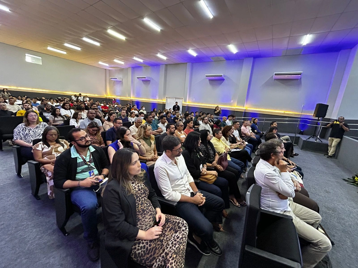Dora Kaufman e Washington Bandeira ministram palestra