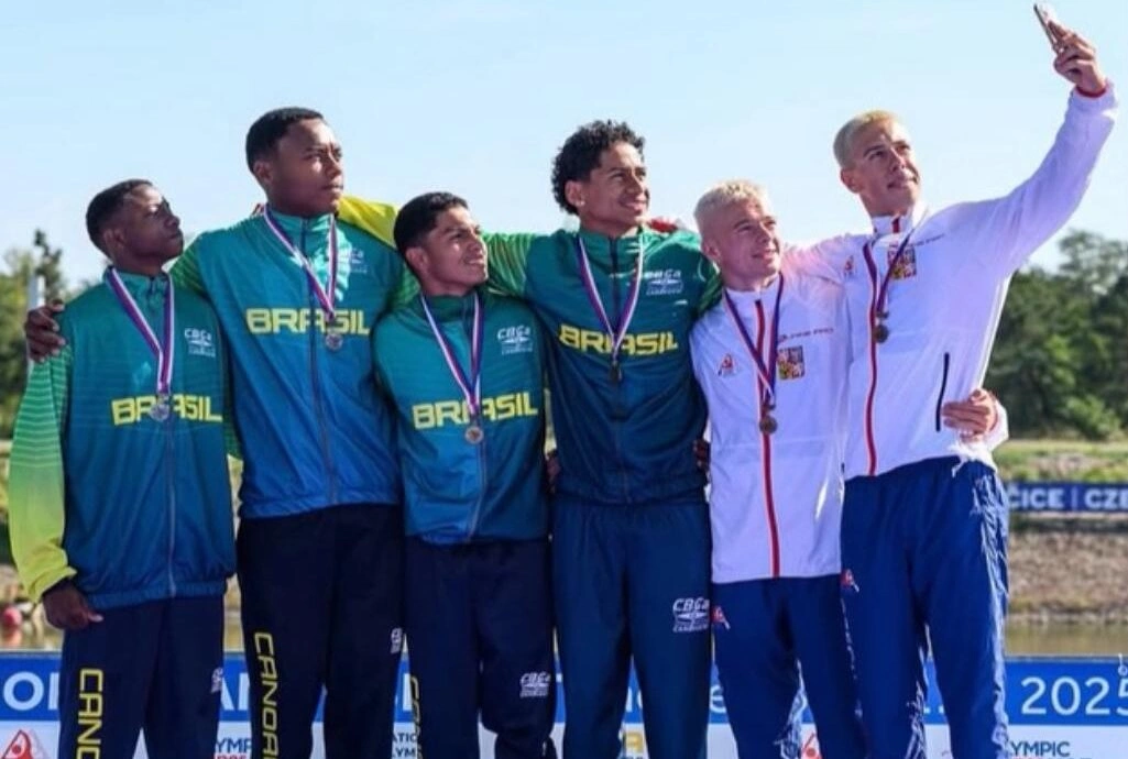 Equipe de canoísmo