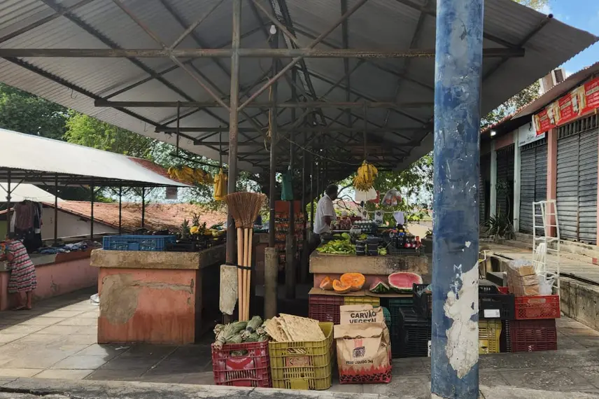 Mercado do Bela Vista II abandonado pelo poder público municipal