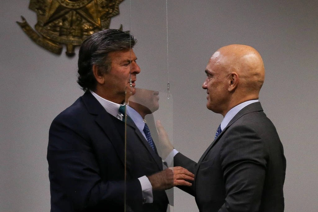 Os ministros do STF Luiz Fux e Alexandre de Moraes