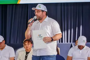 Secretário da SEAD, Samuel Nascimento e o Programa Casa Legal (Foto: SEAD)