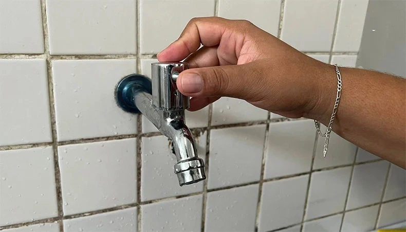 Torneira sem água
