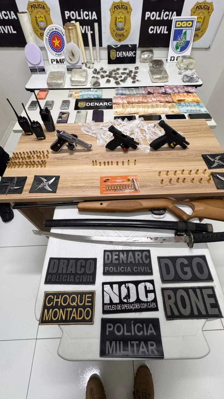 Cartilha disciplinar de facção é apreendida em Teresina; 11 pessoas são presas