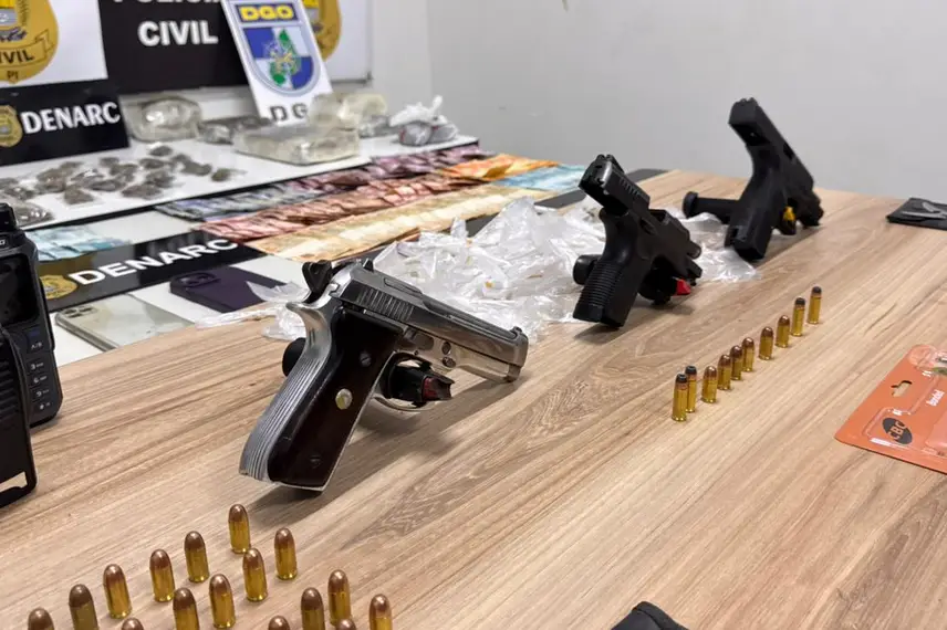 Cartilha disciplinar de facção é apreendida em Teresina; 11 pessoas são presas