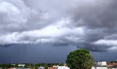 Chuva intensa em Teresina acende alerta para alagamentos e enxurradas