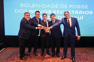 Governador empossa novos secretários de Saúde e Segurança e pede foco na melhoria de índices (Foto: Gabriel Paulino)