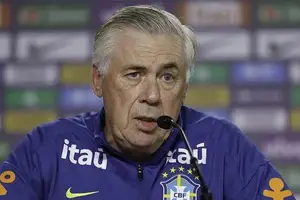 Ancelotti na Seleção Brasileira (Foto: Rafael Ribeiro/CBF)