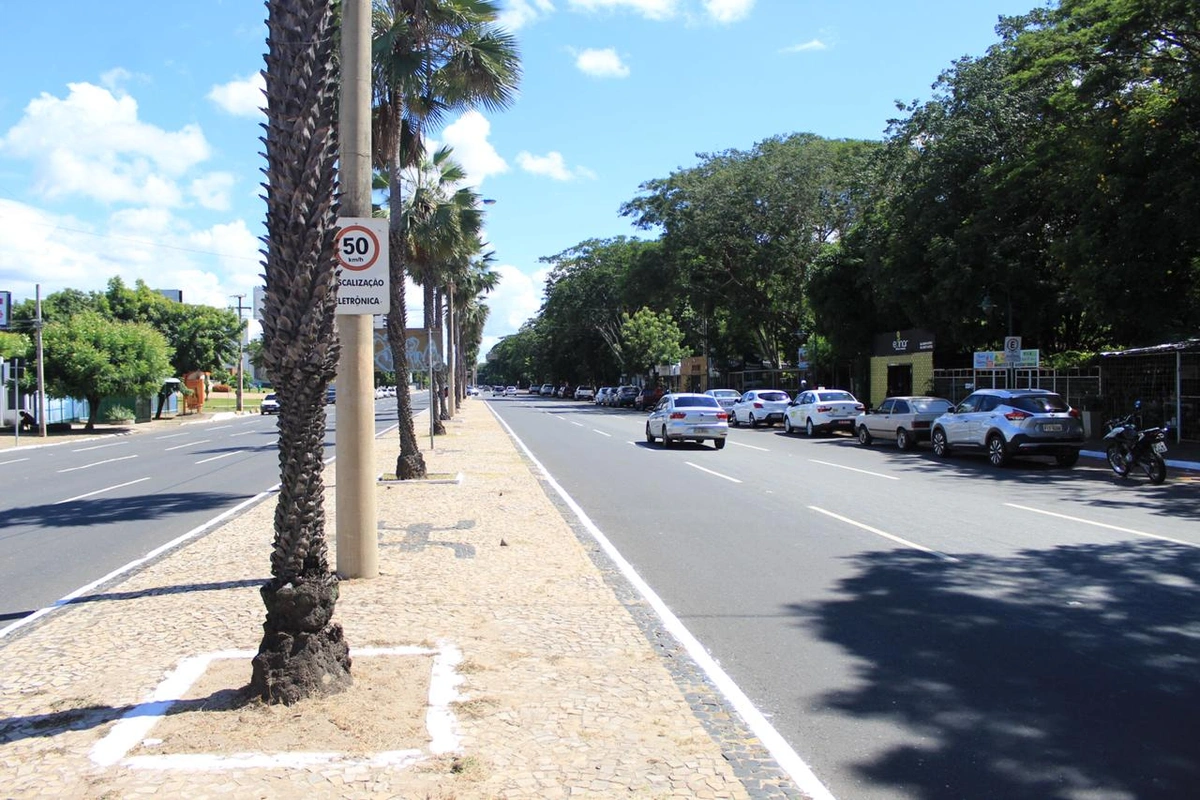 Avenida Marechal Castelo Branco em Teresina