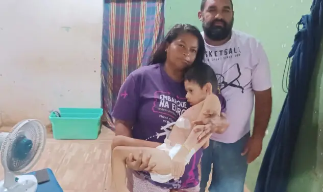 Quando a Prefeitura Falha, a Mãe se Arrisca: a injustiça social que roda sobre duas rodas