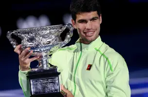 Carlos Alcaraz campeão do Australian Open pela primeira vez (Foto: imagem de reprodução)