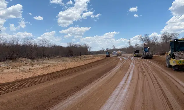 BR-235 em festa: nova obra corta 300 km da rota da soja no Sul do Piauí