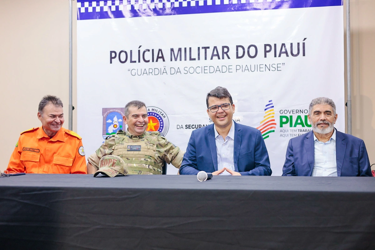 Entrega de fuzis.jpeg