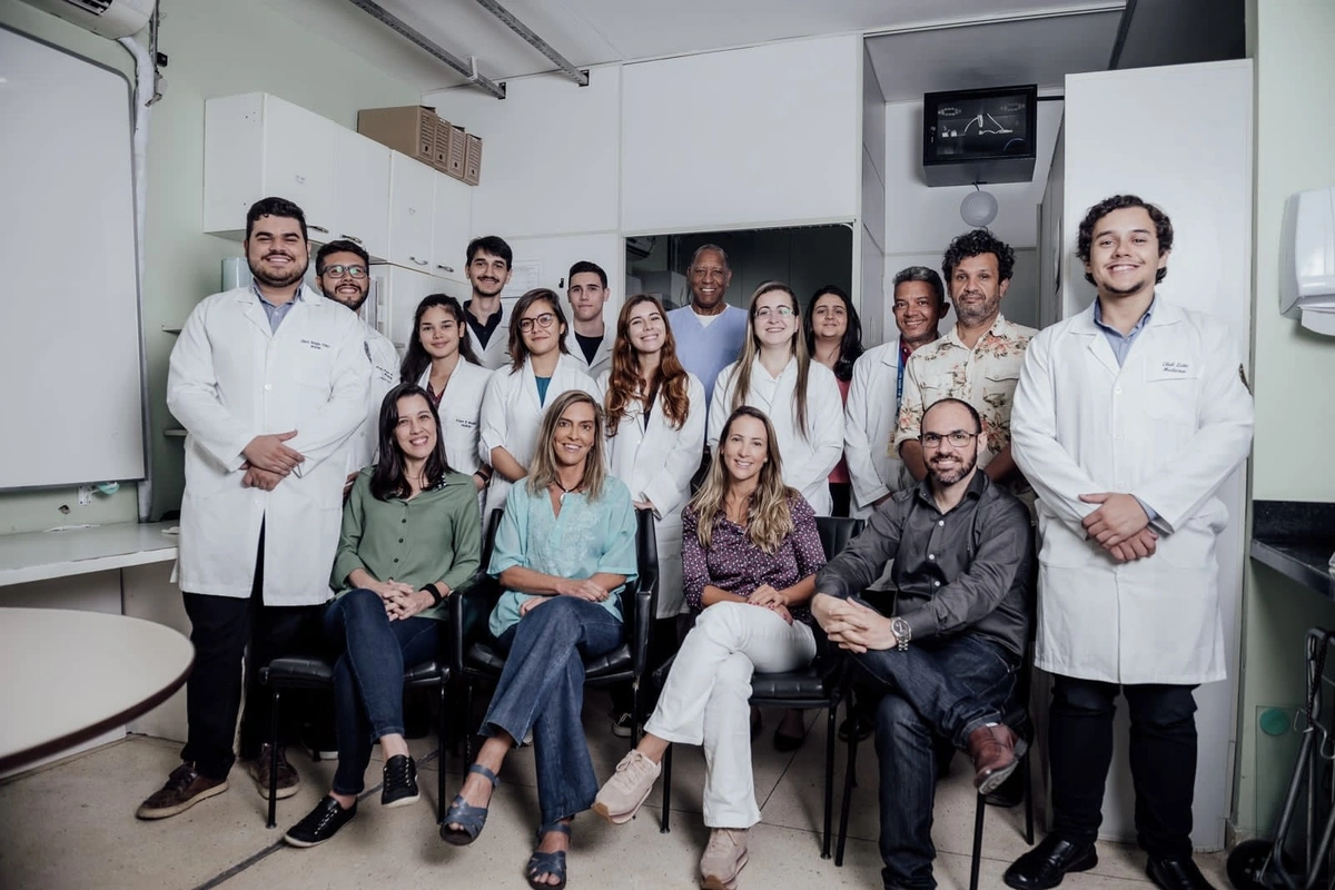 Equipe da bióloga Dra. Tatiana Sampaio, da UFRJ