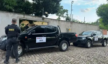 Tornozeleira descarrega 90 vezes e Justiça resolve ligar na tomada da lei