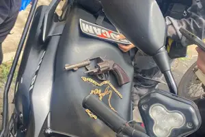 Homem é baleado durante tentativa de latrocínio em bar em Teresina (Foto: PM / RONE)