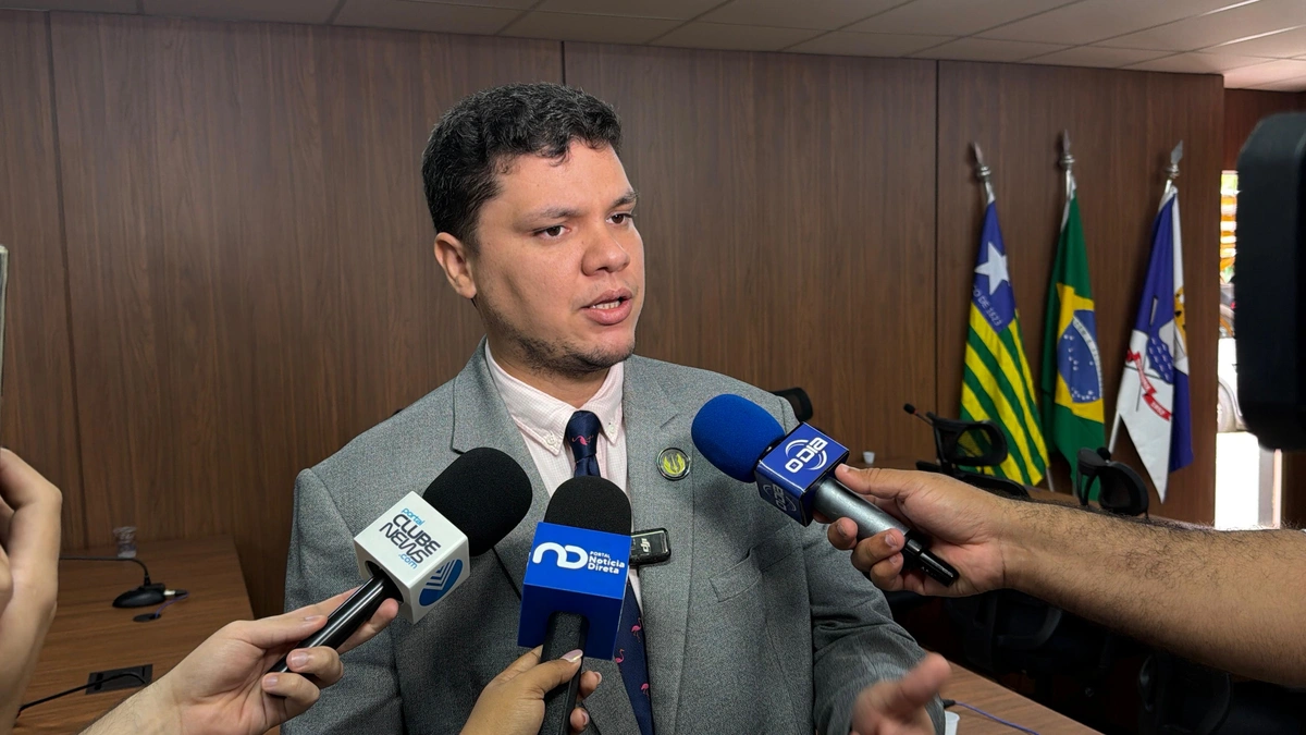 Leôndidas Júnior autor da proposta