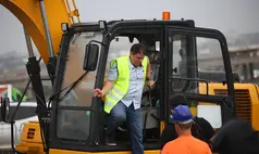 “Tarcisão do asfalto”: muito apelido, pouco asfalto e várias placas de ‘em obras’