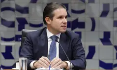 Câmara pode votar PEC que extingue escala 6×1 até maio, afirma Hugo Motta