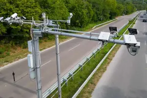 Radares com inteligência artificial já multam motoristas (Foto: Reprodução)