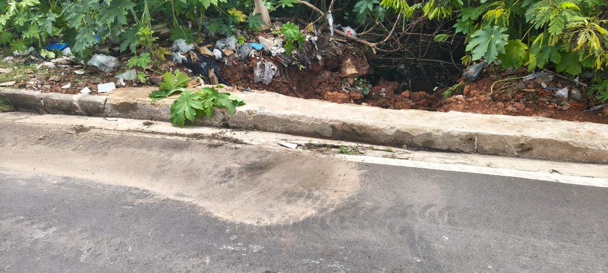 Rua Reginaldo Evangelista na região sudeste de Teresina
