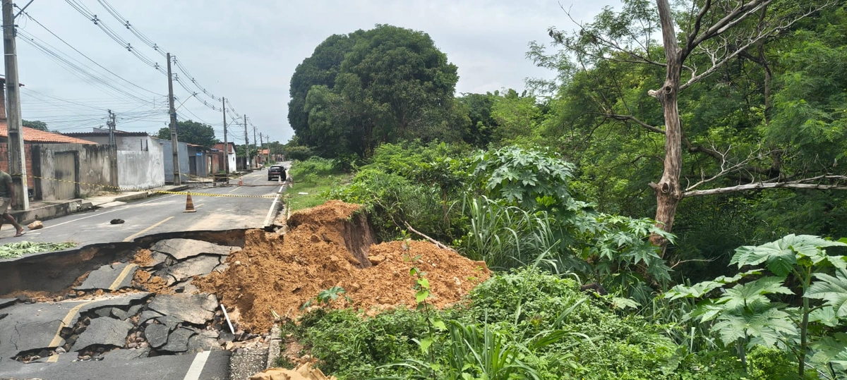Rua Reginaldo Evangelista na região sudeste de Teresina