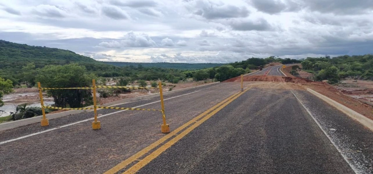 DER envia equipes aos municípios para o monitoramento e reparo de rodovias danificadas pelas fortes chuvas