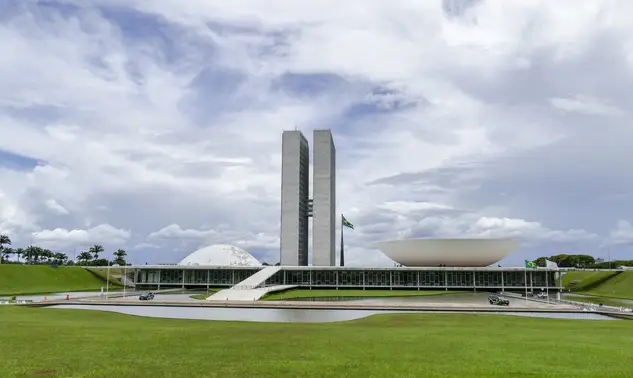 Cláusula de barreira concentra representação política e reduz número de partidos no Piauí