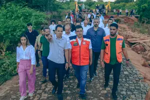 Governador visita comunidades afetadas pelas chuvas em Coronel José Dias e assegura apoio ao município (Foto: João Albert)