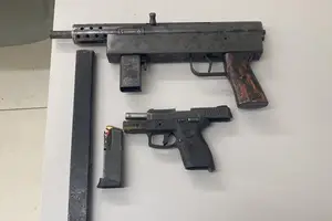 Homem é preso com submetralhadora após disparos em Monsenhor Gil (Foto: PM-PI)