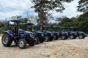 Kits de mecanização agrícola com trator (Foto: Roberto Araujo)