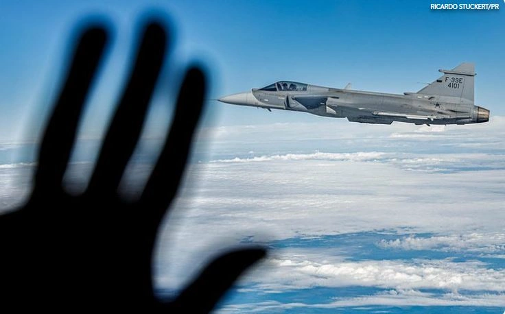 Lula e o avião supersônico nacional: 'Símbolo de um Brasil que acredita em si mesmo'