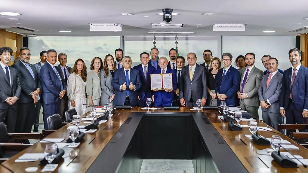 Lula sanciona lei Antifacção