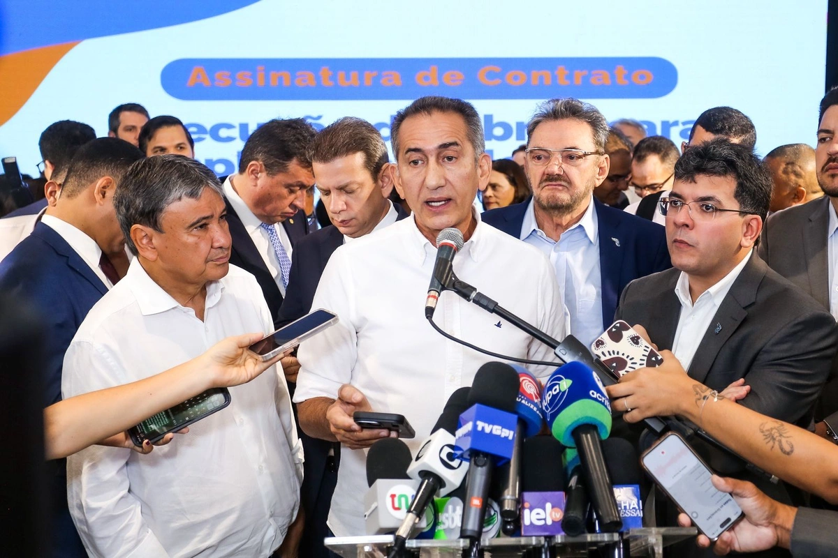 Ministros anunciam adutora que vai levar água a 22 mil pessoas no Piauí