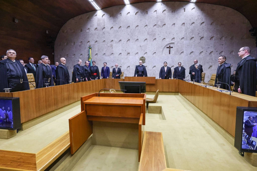 Ministros do STF durante a sessão de abertura do ano judiciário