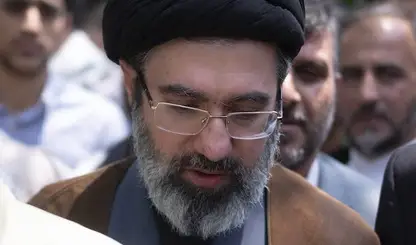 Irã anuncia Mojtaba Khamenei, filho do aiatolá Ali Khamenei, como novo líder supremo