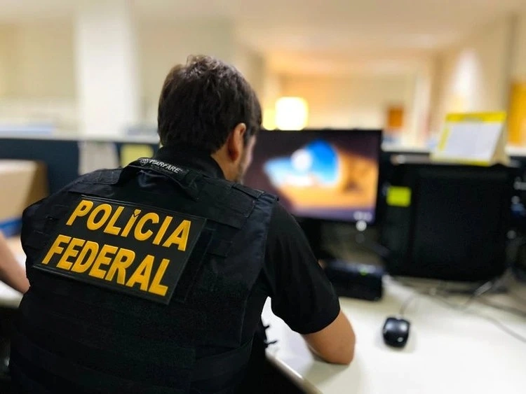 Polícia Federal trabalha quebra de arquivos de Vorcaro