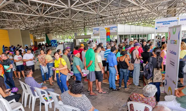 Governo do Brasil na Rua transforma o Verdão em balcão gigante de cidadania em Teresina