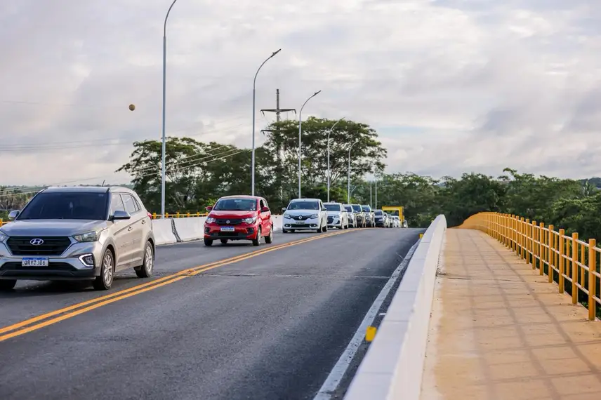 Rafael entrega recuperação da Ponte do Mocambinho