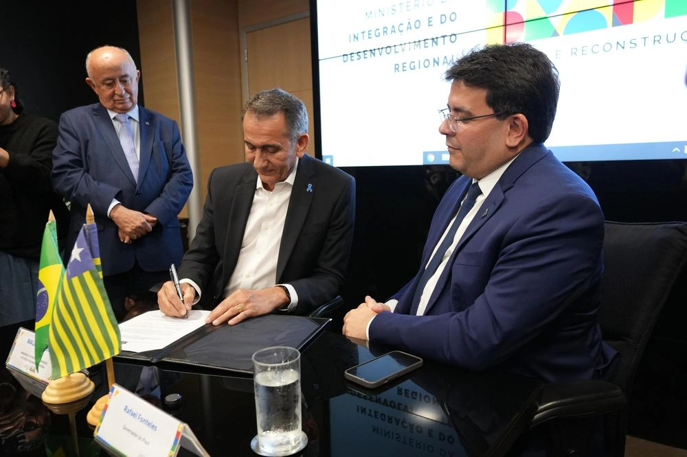 Rafael Fonteles em despacho em Brasilia