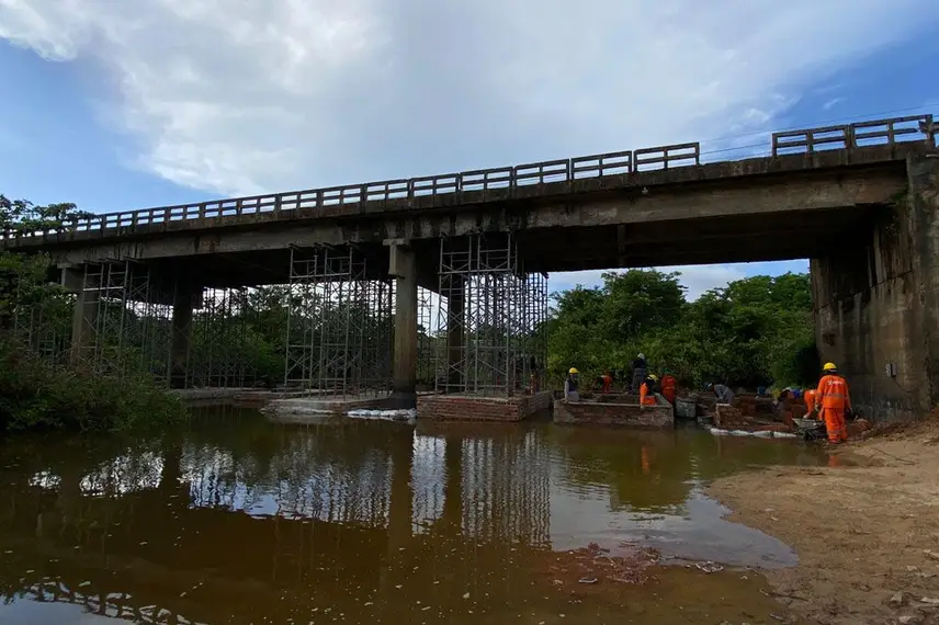 Situação de emergência em sete pontes nas BRs 222 e 403, no Norte do estado